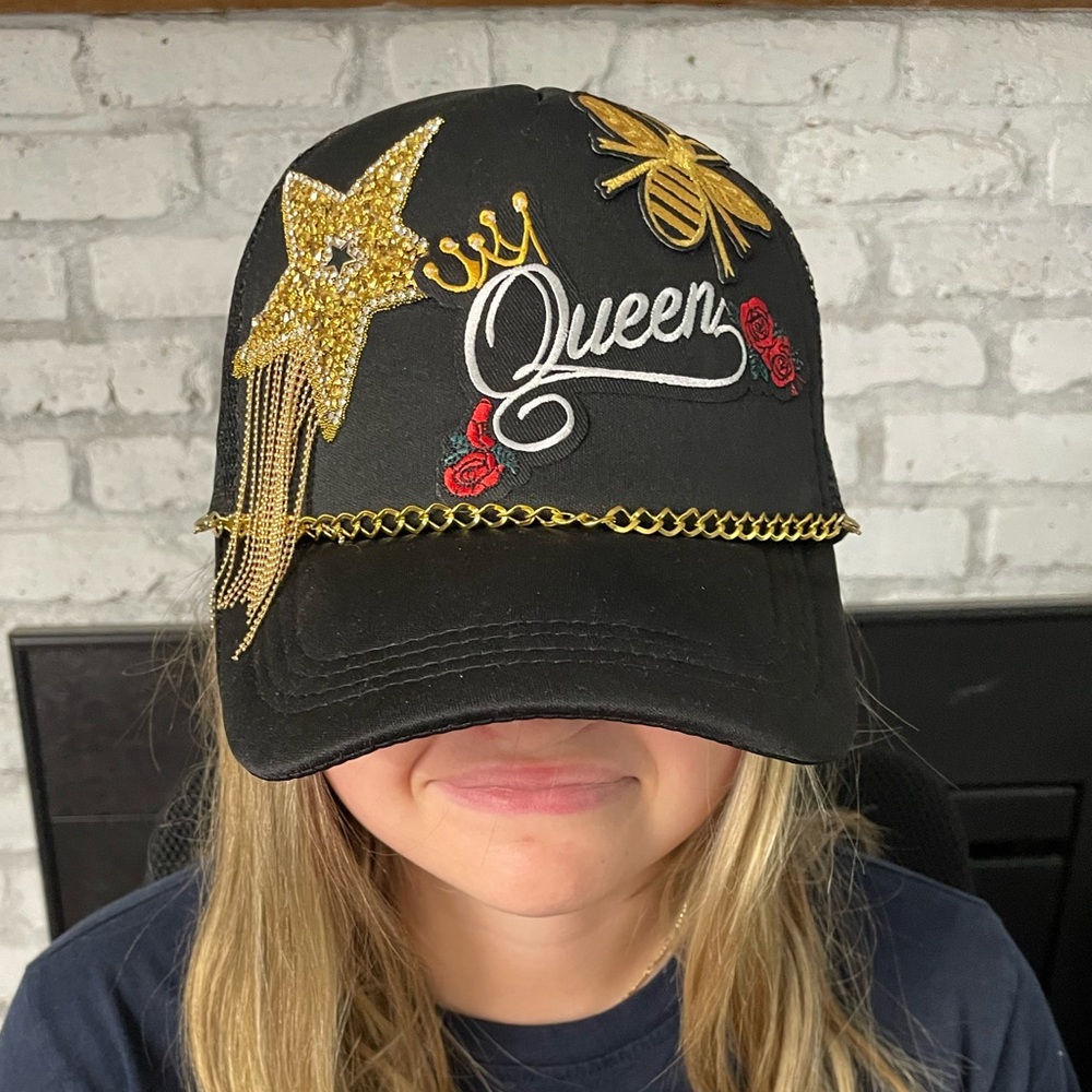 Trucker Hat, Trendy, Queen, Gold